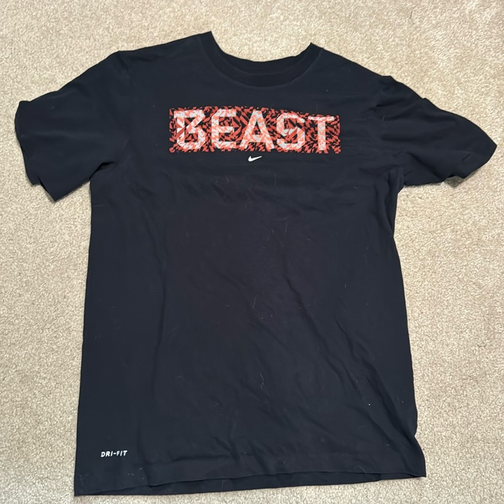 Niek beast shirt